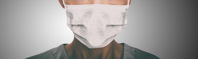 Doctor wearing a surgical mask